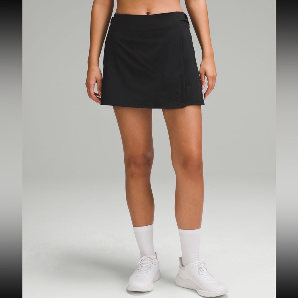 Lululemon Wrap Front Mid-Rise Golf Skirt Size 4
